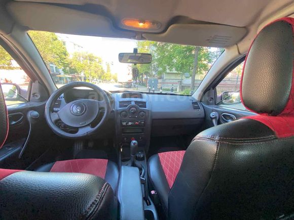 Galeriden Renault Megane 1.4 Authentique 2004 Model İstanbul