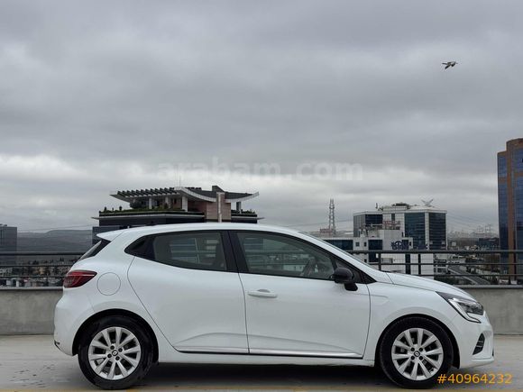 YKTCAR AUTOGROSS'DAN 2023 CLİO TOUCH HATASIZ BOYASIZ