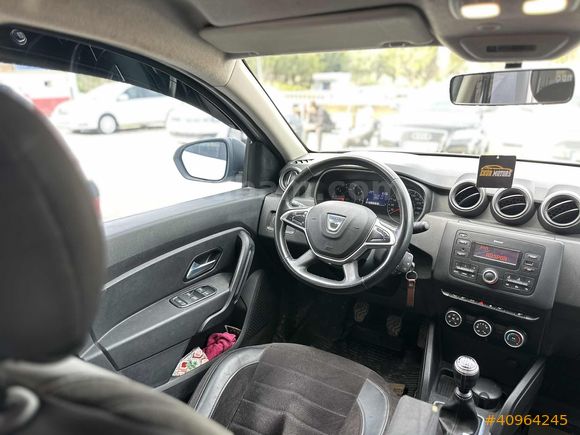 DEĞİŞENSİZ DÜŞÜK KM 4X4 BAKIMLI DUSTER