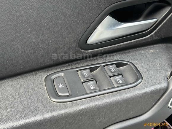 DEĞİŞENSİZ DÜŞÜK KM 4X4 BAKIMLI DUSTER