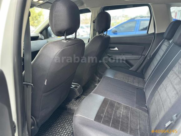 DEĞİŞENSİZ DÜŞÜK KM 4X4 BAKIMLI DUSTER