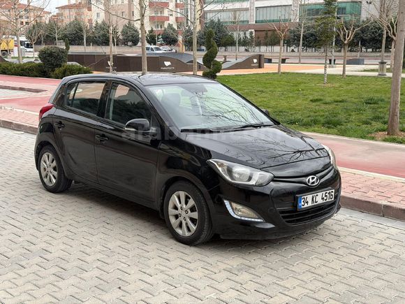 Sahibinden Acil Satılık Otomatik Full+Full Hyundai i20 l