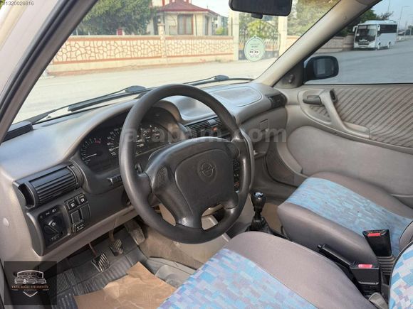 YAZICIOĞLUN'dan HATASIZ OPEL ASTRA GLS