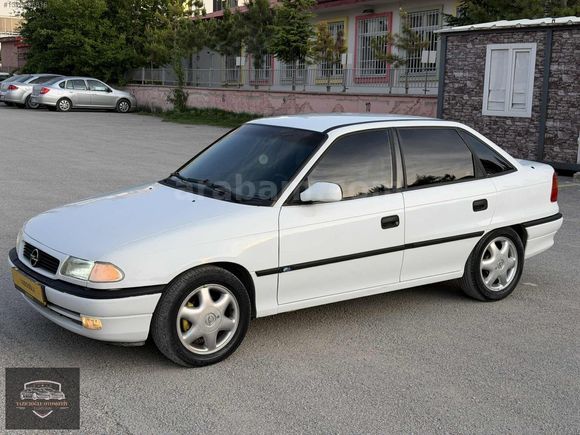 YAZICIOĞLUN'dan HATASIZ OPEL ASTRA GLS