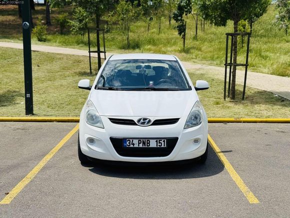 KEFELİ MOTORS'DAN İ20 2012 1.4 CRDİ TROY HATASIZ