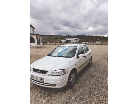 Sahibinden Opel Astra 1.4 Club 2004 Model  230.000 km Beyaz