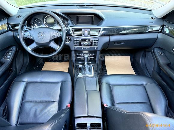 MERCEDES E200 CGI 2011 MODEL CAM TAVAN DİKİŞLİ TORPİDO ISITMA !
