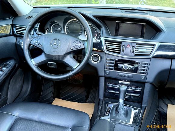 MERCEDES E200 CGI 2011 MODEL CAM TAVAN DİKİŞLİ TORPİDO ISITMA !