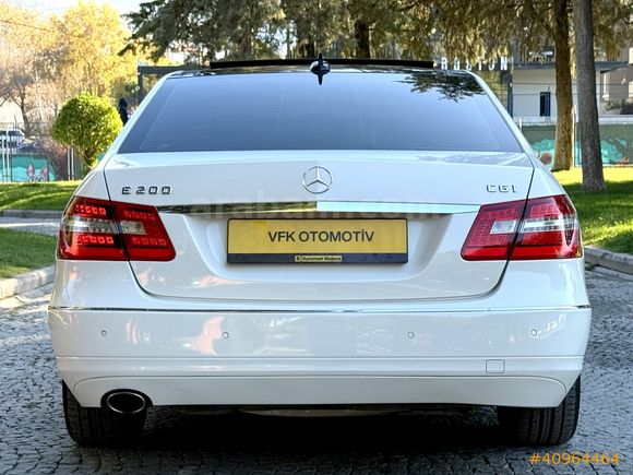 MERCEDES E200 CGI 2011 MODEL CAM TAVAN DİKİŞLİ TORPİDO ISITMA !