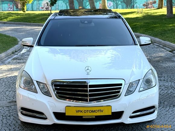 MERCEDES E200 CGI 2011 MODEL CAM TAVAN DİKİŞLİ TORPİDO ISITMA !