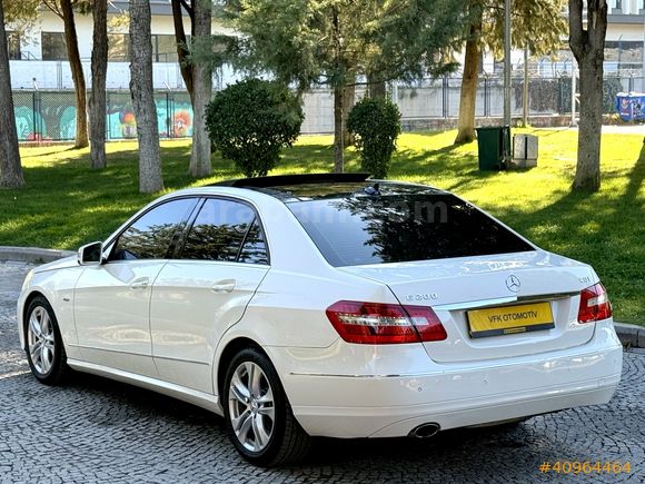 MERCEDES E200 CGI 2011 MODEL CAM TAVAN DİKİŞLİ TORPİDO ISITMA !