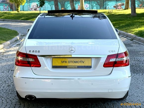 MERCEDES E200 CGI 2011 MODEL CAM TAVAN DİKİŞLİ TORPİDO ISITMA !