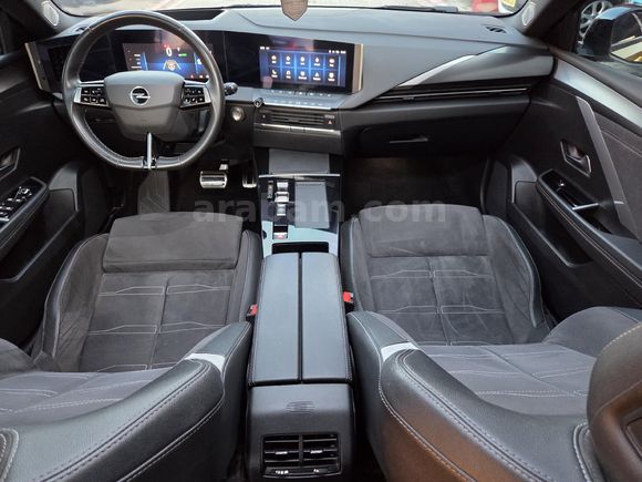 **EROĞLU** 2024 OPEL ASTRA-e ULTİMATE ELEKTRİKLİ BOYASIZ SUNROOF