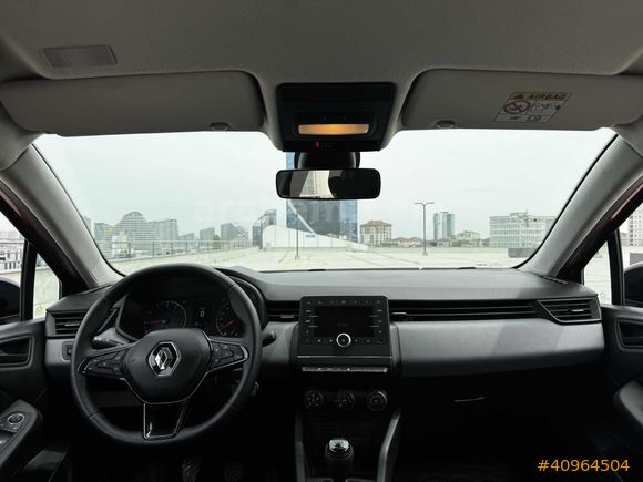 YKTCAR AUTOGROSS'DAN 2023 CLİO JOY HATASIZ BOYASIZ
