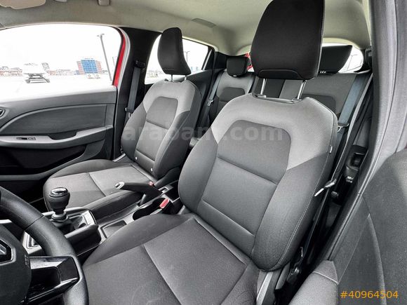 YKTCAR AUTOGROSS'DAN 2023 CLİO JOY HATASIZ BOYASIZ