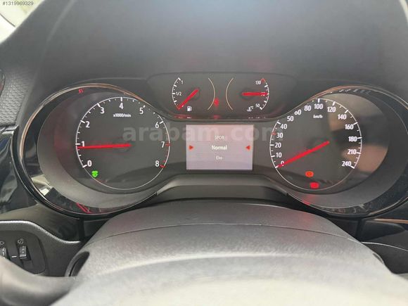 ÖZCAR'dan HATASIZ BOYASIZ CORSA/YENİ KASA/SERVİS BKMLI/61.ooo km