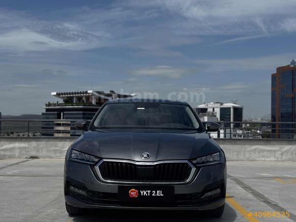 YKTCAR AUTOGROSS'DAN OCTAVIA 1.0 E TECH ELITE 57.000 KM BOYASIZ
