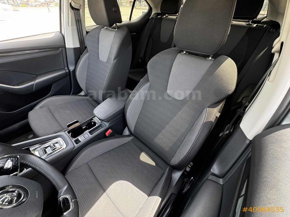 YKTCAR AUTOGROSS'DAN OCTAVIA 1.0 E TECH ELITE 57.000 KM BOYASIZ