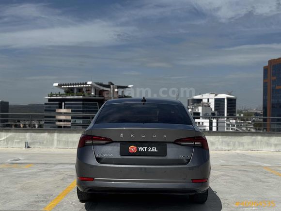 YKTCAR AUTOGROSS'DAN OCTAVIA 1.0 E TECH ELITE 57.000 KM BOYASIZ