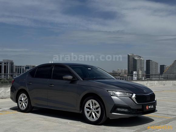YKTCAR AUTOGROSS'DAN OCTAVIA 1.0 E TECH ELITE 57.000 KM BOYASIZ