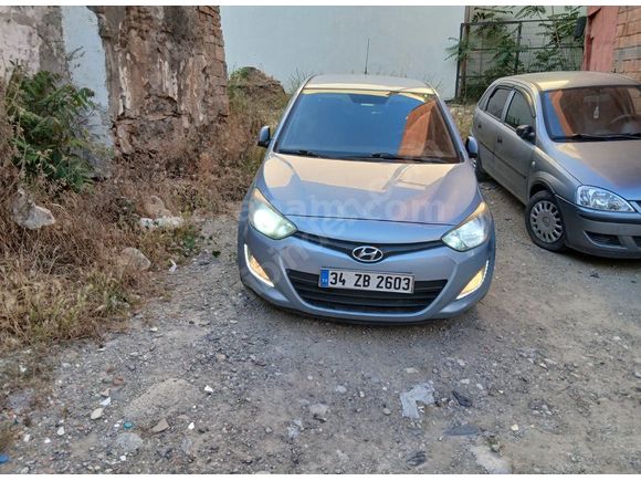 Sahibinden Hyundai i20 1.2 D-CVVT Sense 2012 Model 