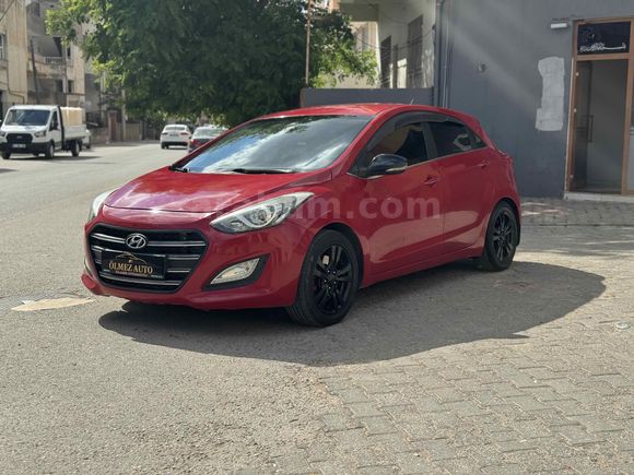Galeriden Hyundai i30 1.6 CRDi Style 2012 Model Mardin
