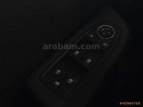 YKTCAR AUTOGROSS'DAN 2023 CLİO TOUCH ÇELİK JANTLI