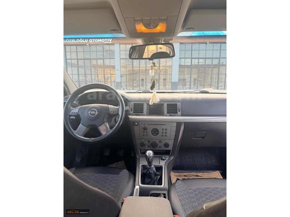 2004 Opel 1.6 Comfort 277 Bin Km