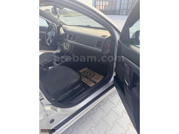 2004 Opel 1.6 Comfort 277 Bin Km