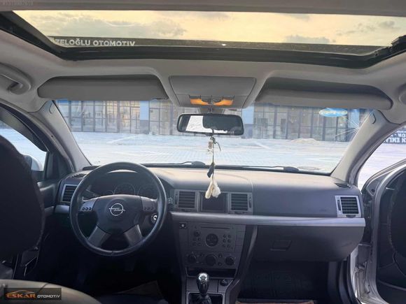 2004 Opel 1.6 Comfort 277 Bin Km