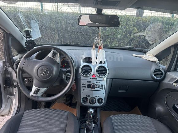Sahibinden Opel Corsa 1.4 Twinport Essentia 2011 Model 