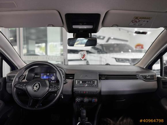 YKTCAR AUTOGROSS'DAN 2023 CLIO EQUILIBRE 91.244 KM'DE