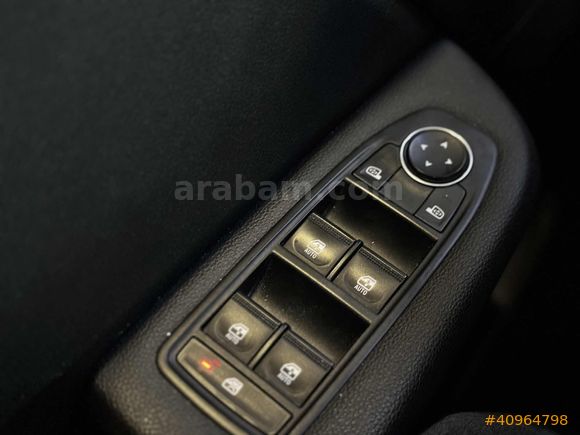 YKTCAR AUTOGROSS'DAN 2023 CLIO EQUILIBRE 91.244 KM'DE
