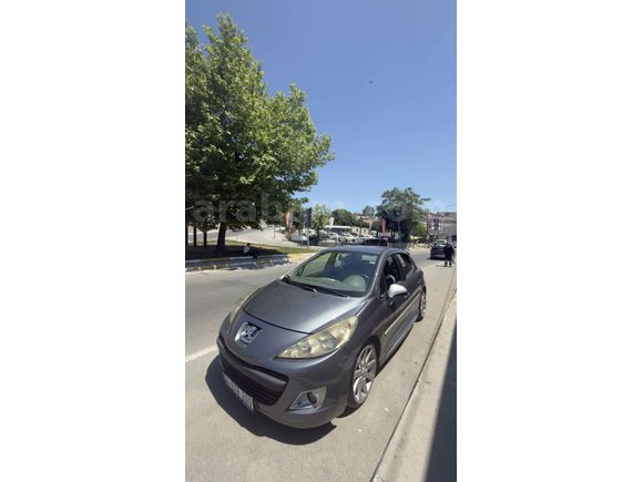 PEUGEOT 207 TERTEMİZ GENÇLERİN GÖZBEBEĞİ 100 PEŞİNAT İLE BANKASIZ KREDİSİZ-
