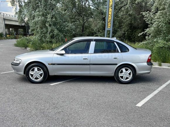 2.0 CD / CAMM GİBİ KASA-KONDİSYON / MOTOR-YÜRÜYEN HARİKA