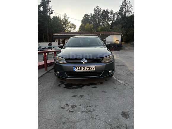 Sahibinden Volkswagen Jetta 1.6 TDi Highline 2014 Model 