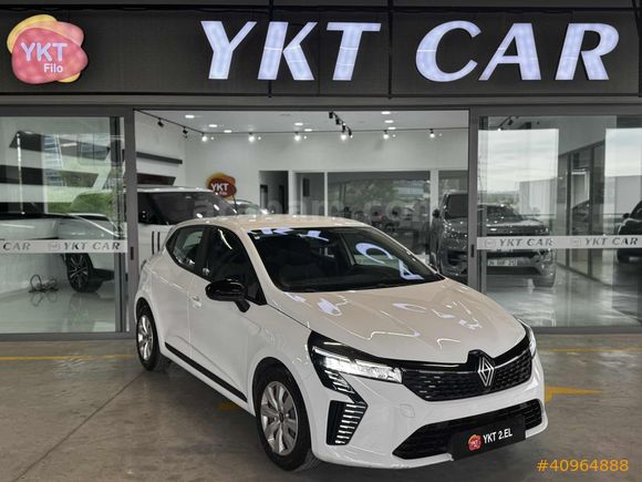 YKTCAR AUTOGROSS'DAN 2023 CLIO EQUILIBRE 77.590 KM'DE
