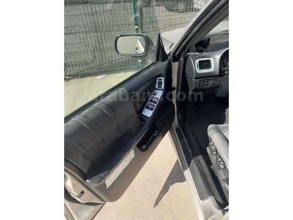 Sahibinden Subaru Forester 2.0 S-Turbo 2000 Model Ankara