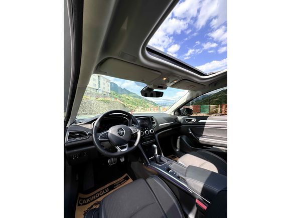 Sahibinden Renault Megane 1.3 TCe Icon 2023 Model 