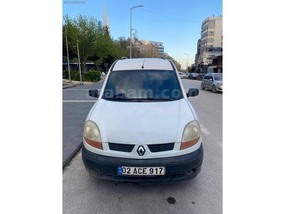 EFENDY DEN RENAULT KANGO YENİ MUAYENELİ .