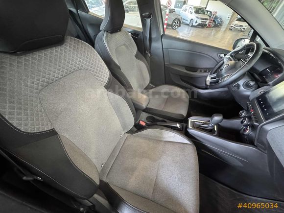 YKTCAR AUTOGROSS'DAN 2023 CLIO EVOLUTION 82.100 KM'DE