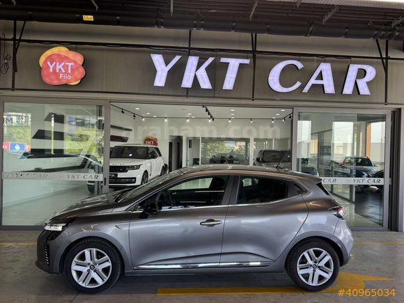 YKTCAR AUTOGROSS'DAN 2023 CLIO EVOLUTION 82.100 KM'DE