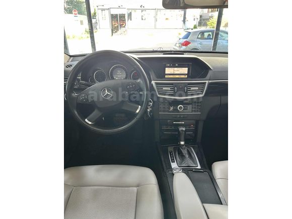 MERCEDES E 220 CDI BLUEFFICENCY SANROOF KARTA 12 TAKSİT