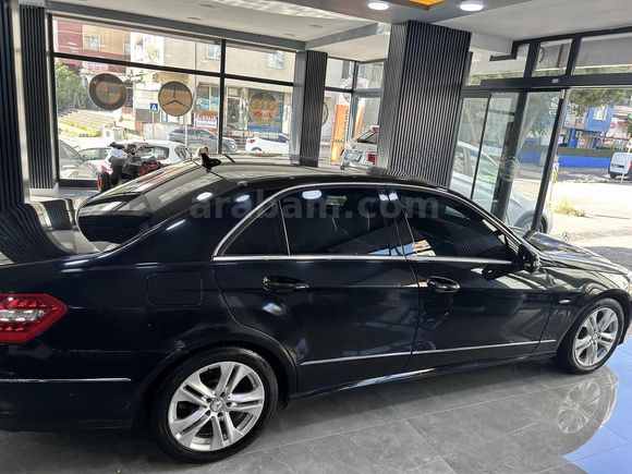 MERCEDES E 220 CDI BLUEFFICENCY SANROOF KARTA 12 TAKSİT