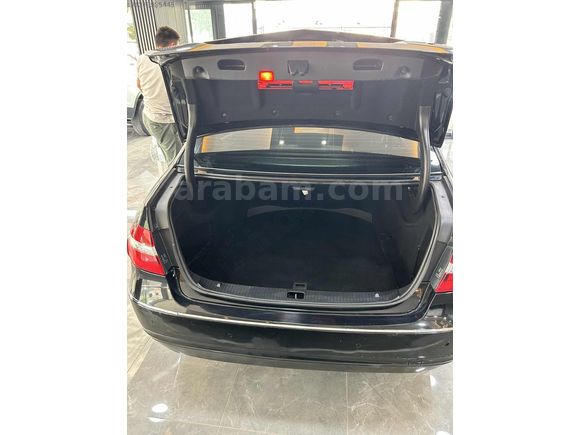 MERCEDES E 220 CDI BLUEFFICENCY SANROOF KARTA 12 TAKSİT
