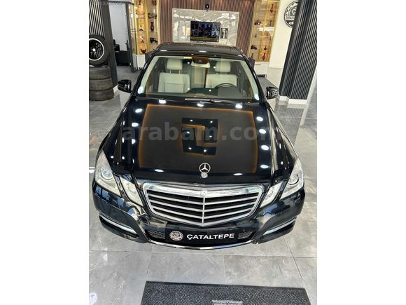 MERCEDES E 220 CDI BLUEFFICENCY SANROOF KARTA 12 TAKSİT