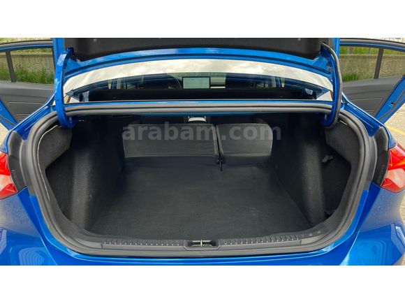 AY-KA AUTO'DAN FORD FOCUS 2024 TİTANYUM SİTİL 