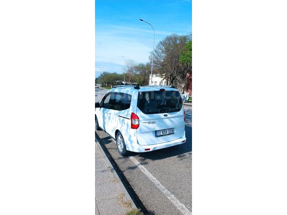 Sahibinden Ford Tourneo Courier 1.6 TDCi Deluxe 2017 Model  118.000 km Beyaz