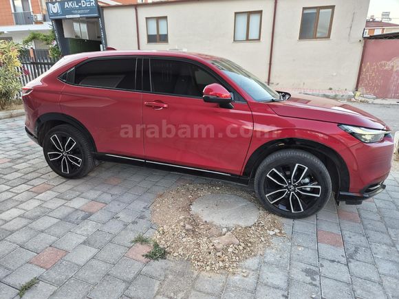 7300 km de  Honda HR-V 1.5 e-HEV Advance