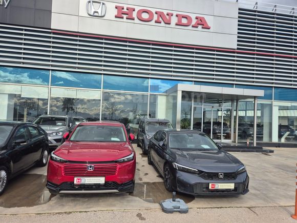 7300 km de  Honda HR-V 1.5 e-HEV Advance